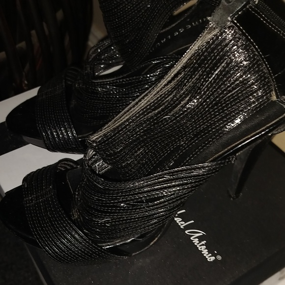 Heels - Picture 2 of 2